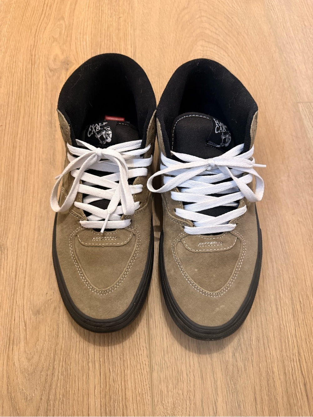 Men's Half Cab Suede Skate Sneakers in with White Laces